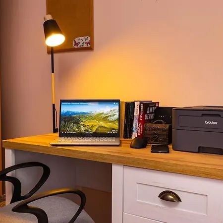 Apartment Excellent Center Location 'bear's Den' *